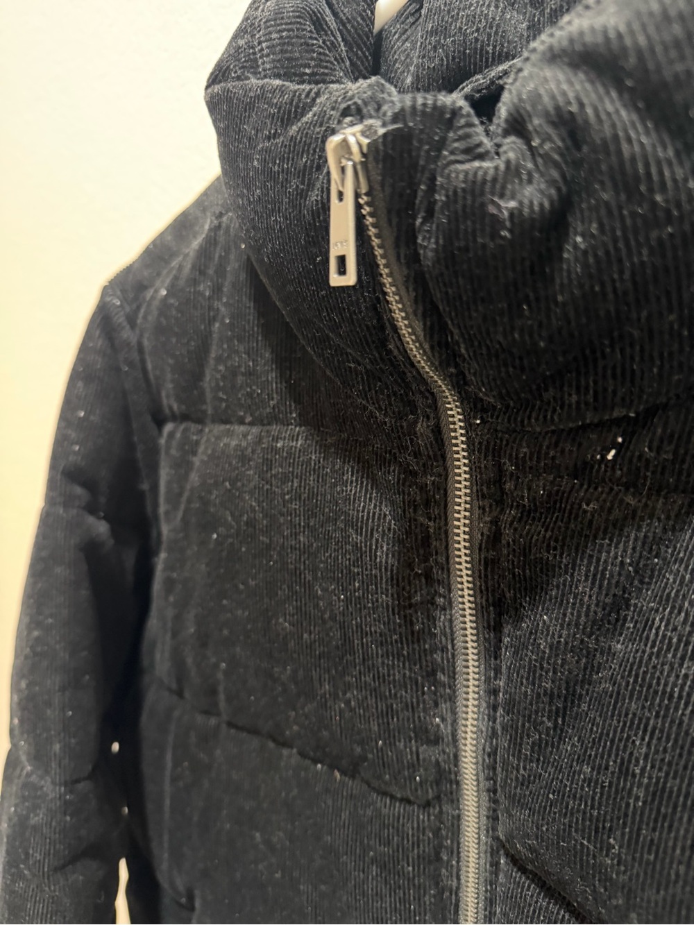 Levi's Black Corduroy Puffer Jacket